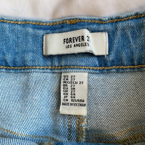 FOREVER 21 Jean short shorts - Picture 3 of 3